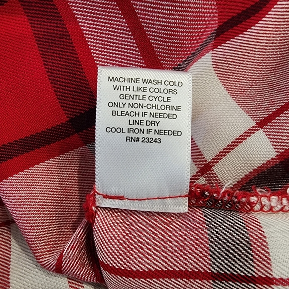 Soho New York & Company size Large plaid shirt - Picture 5 of 5